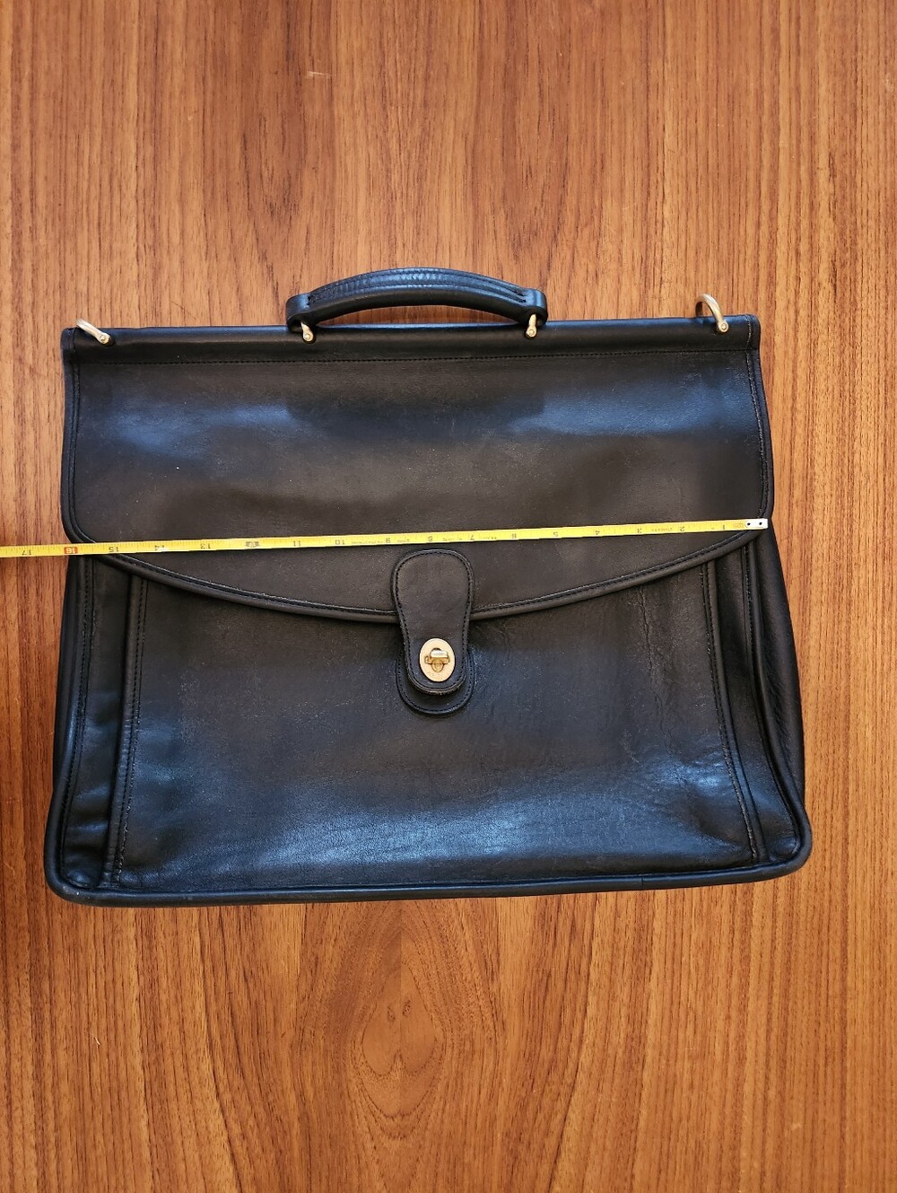 Vintage Coach Beekman Bag Black Leather With Brass Hardware, 90s Era, Flaws - Picture 4 of 12
